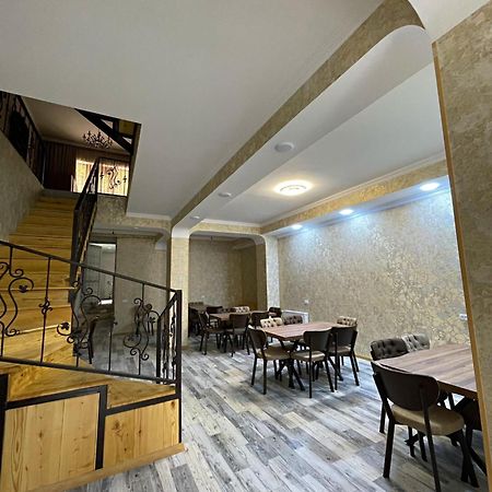 Hotel Shina Kazbegi Bagian luar foto